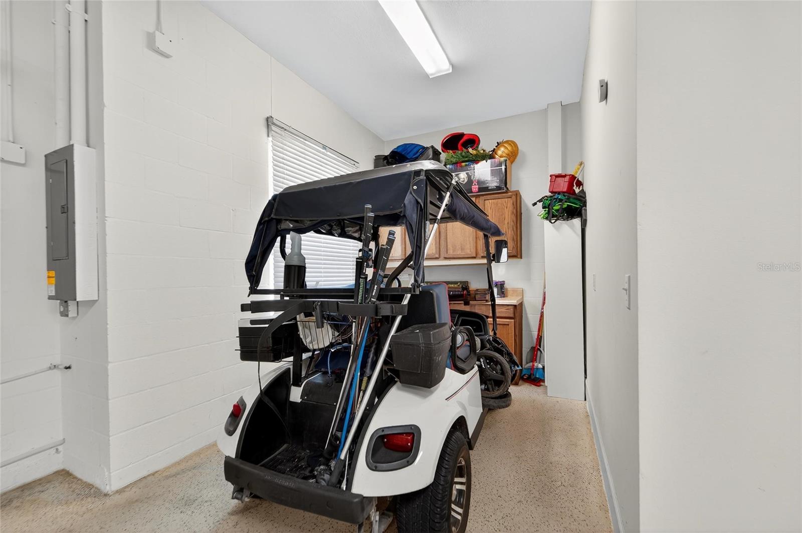 Image 65 of 94 For 2718 Prestwick Drive