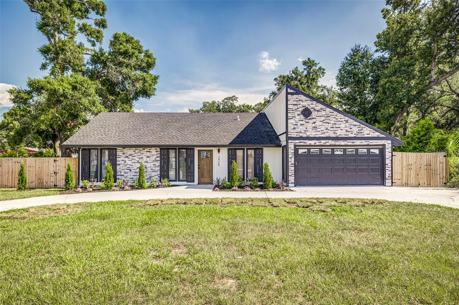 Details for 3925 Clubhouse Road, LAKELAND, FL 33812
