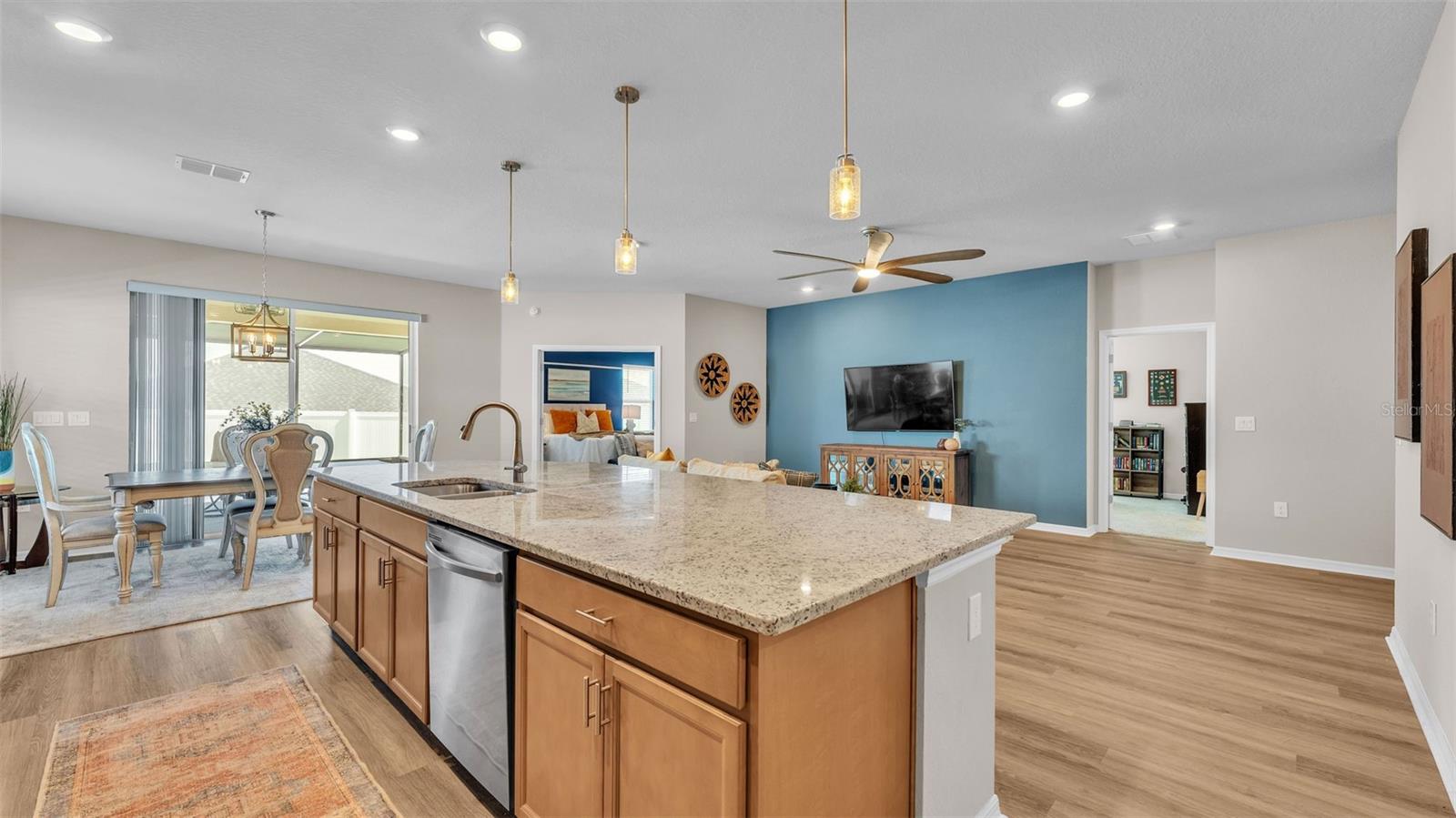 Image 12 of 43 For 1222 Cascade Drive