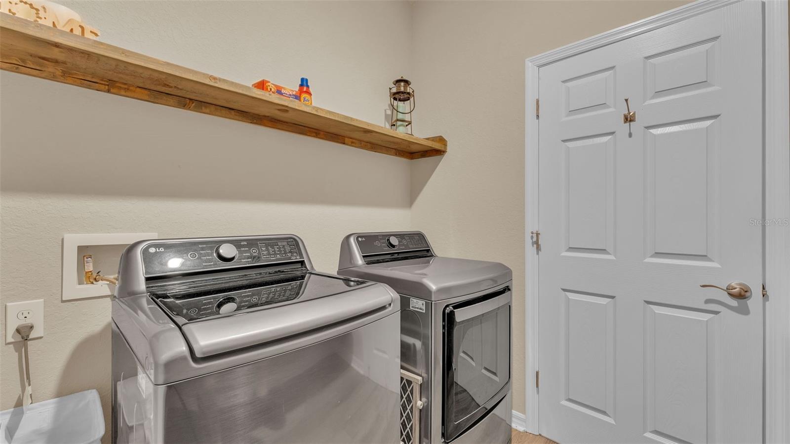 Image 31 of 43 For 1222 Cascade Drive