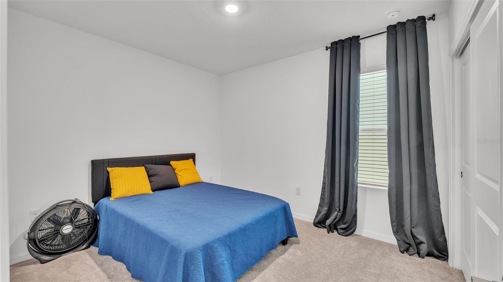 Image 30 of 45 For 4434 Petunia Street