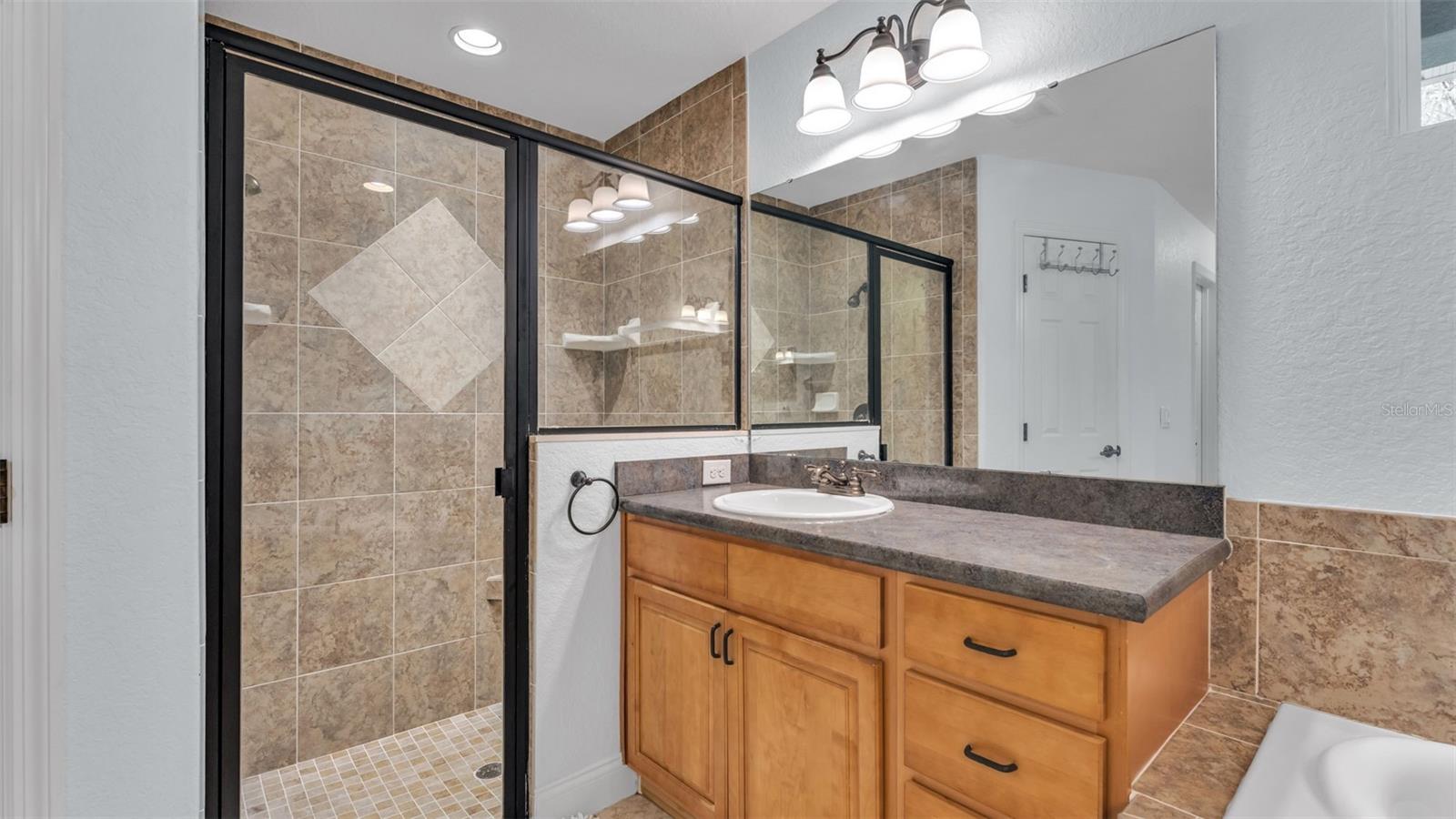 Image 23 of 59 For 2514 Deerbrook Drive