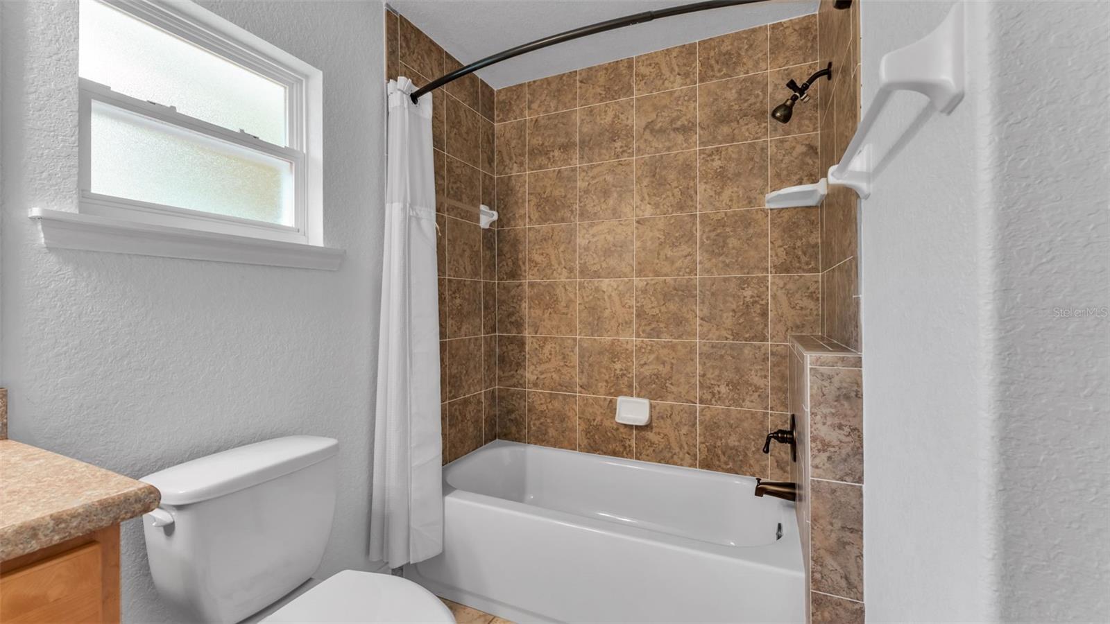 Image 35 of 59 For 2514 Deerbrook Drive