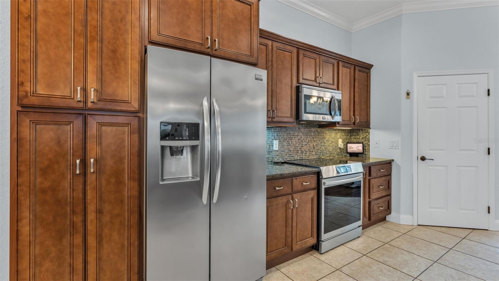 Image 8 of 59 For 2514 Deerbrook Drive