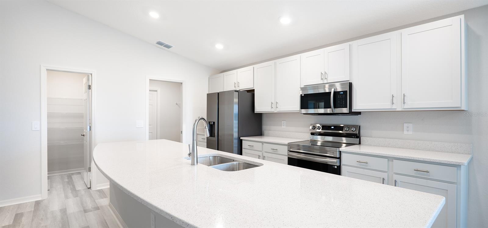 Image 11 of 14 For 2041 Summerlake Drive