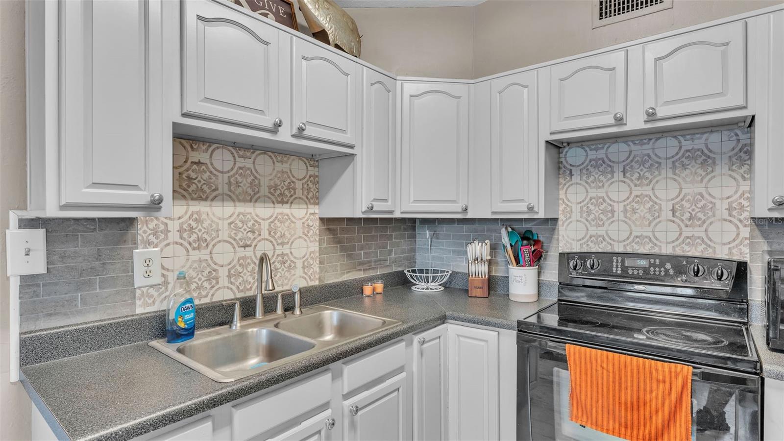 Image 10 of 31 For 740 Bearcreek Drive
