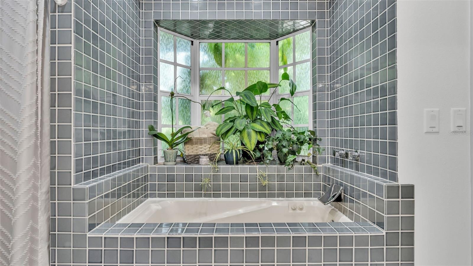 Image 31 of 62 For 709 Dogwood Lane