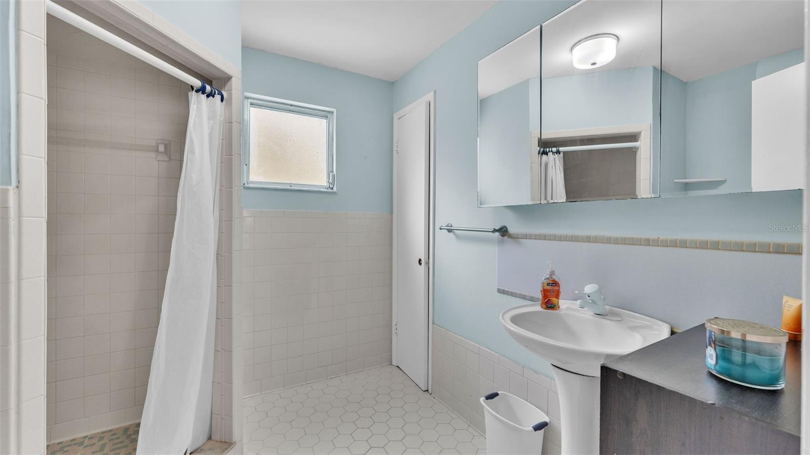 Image 48 of 62 For 709 Dogwood Lane