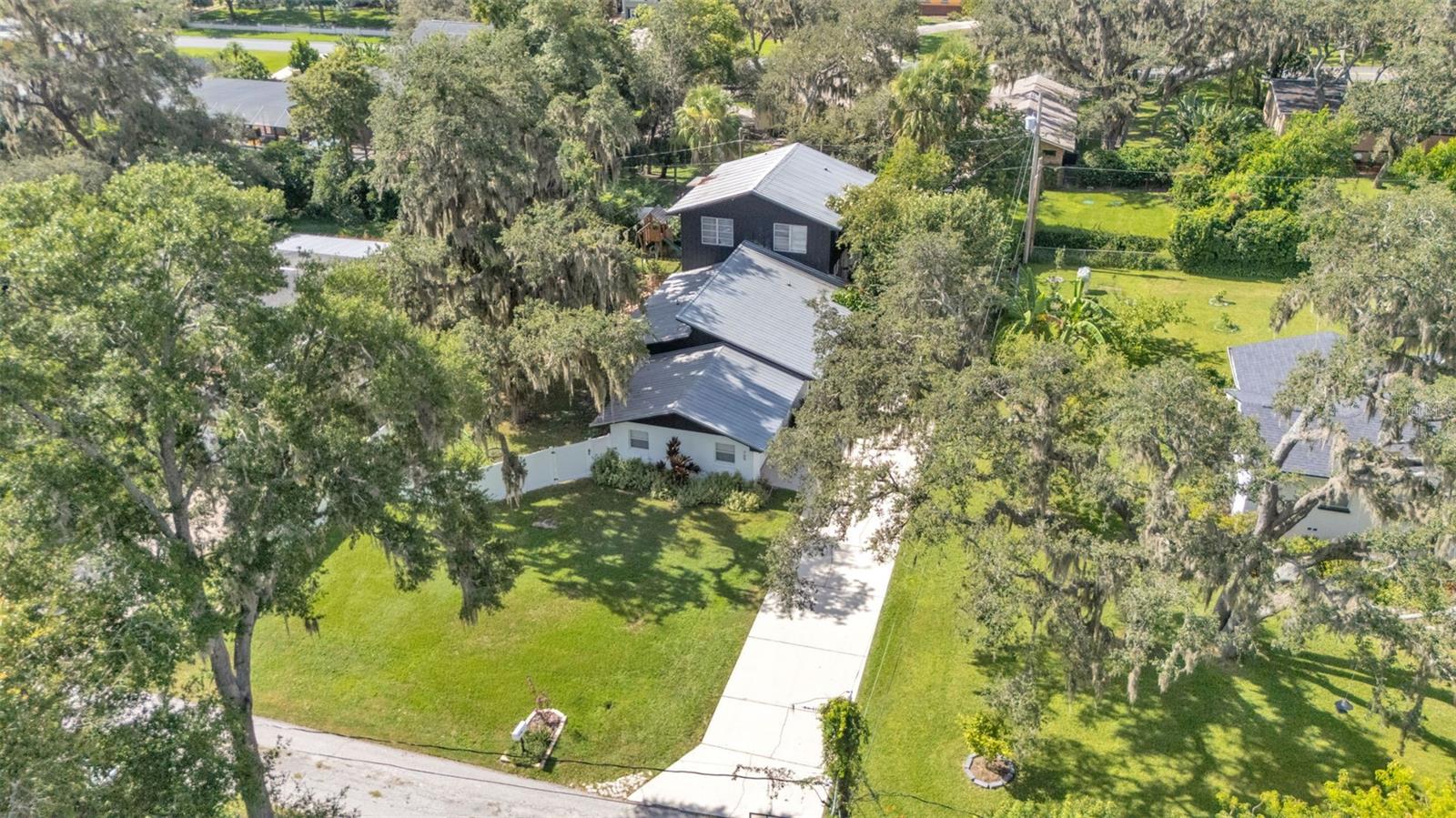 Image 54 of 62 For 709 Dogwood Lane