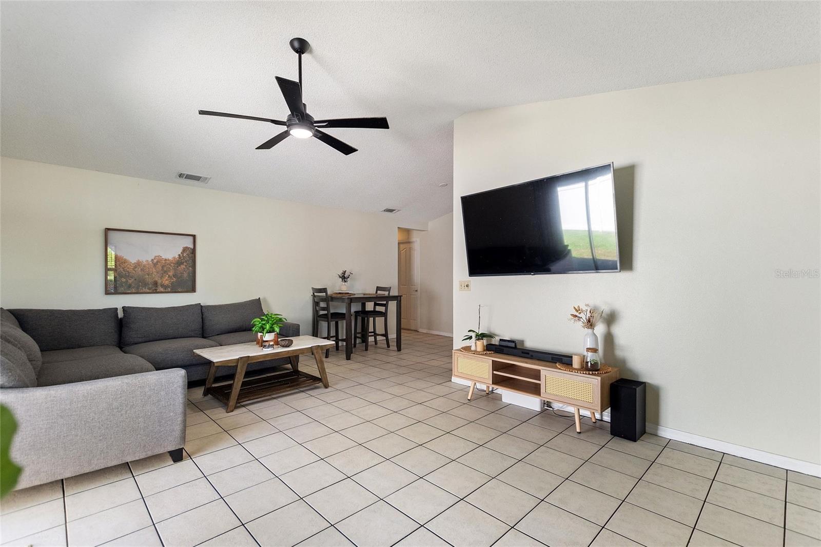 Image 10 of 27 For 6308 Highland Gardens Court