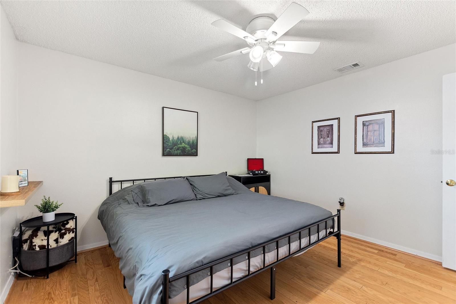 Image 26 of 27 For 6308 Highland Gardens Court