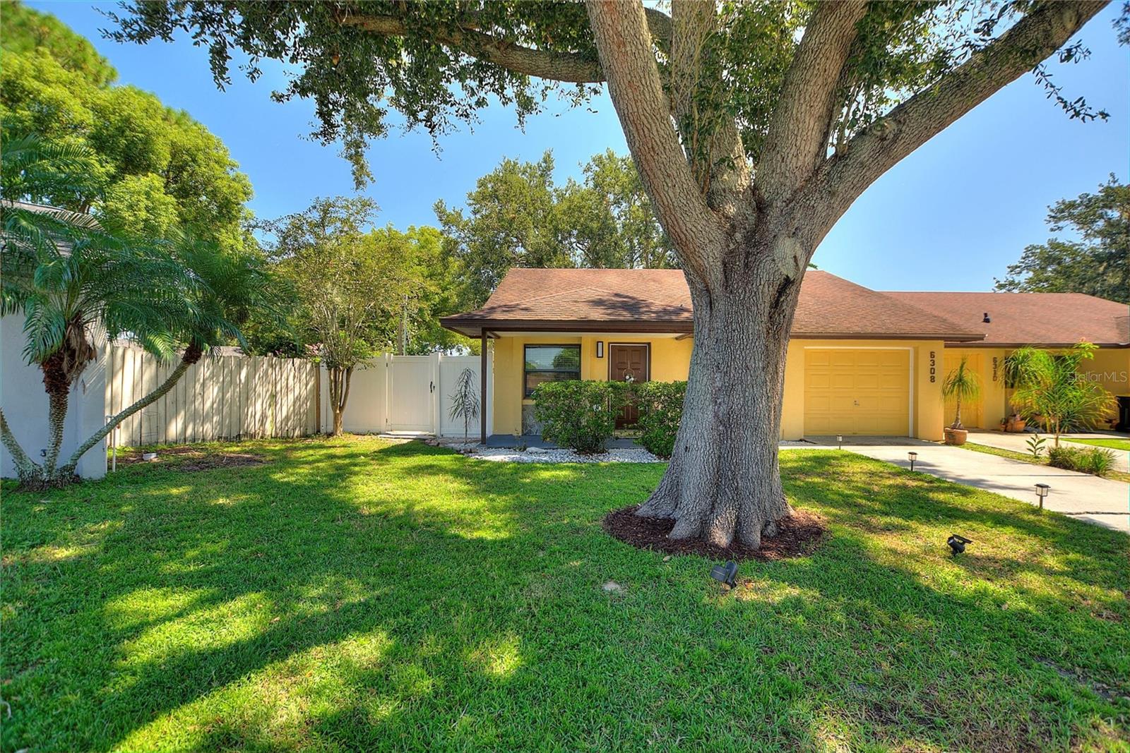Image 3 of 27 For 6308 Highland Gardens Court