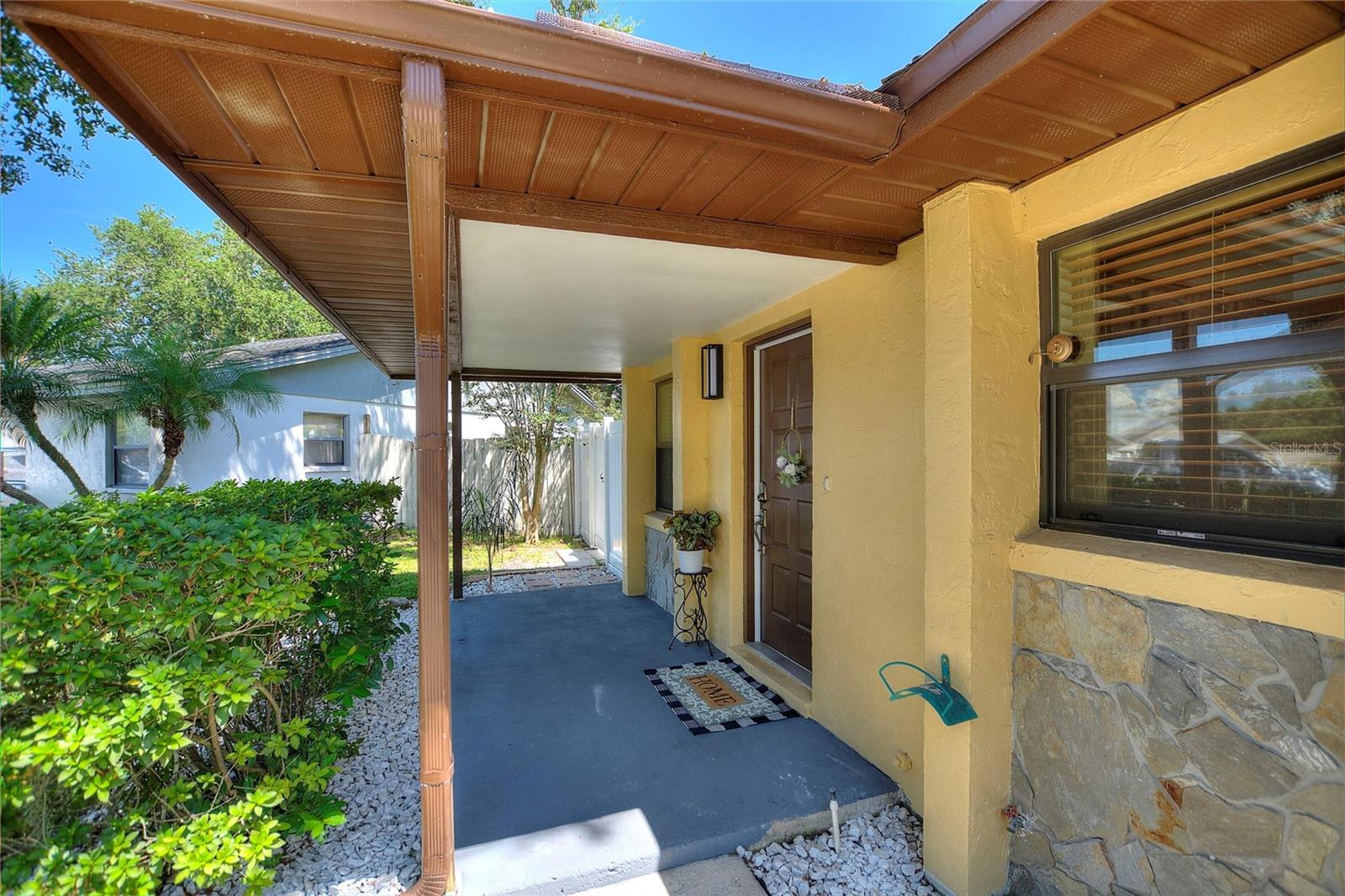 Image 4 of 27 For 6308 Highland Gardens Court