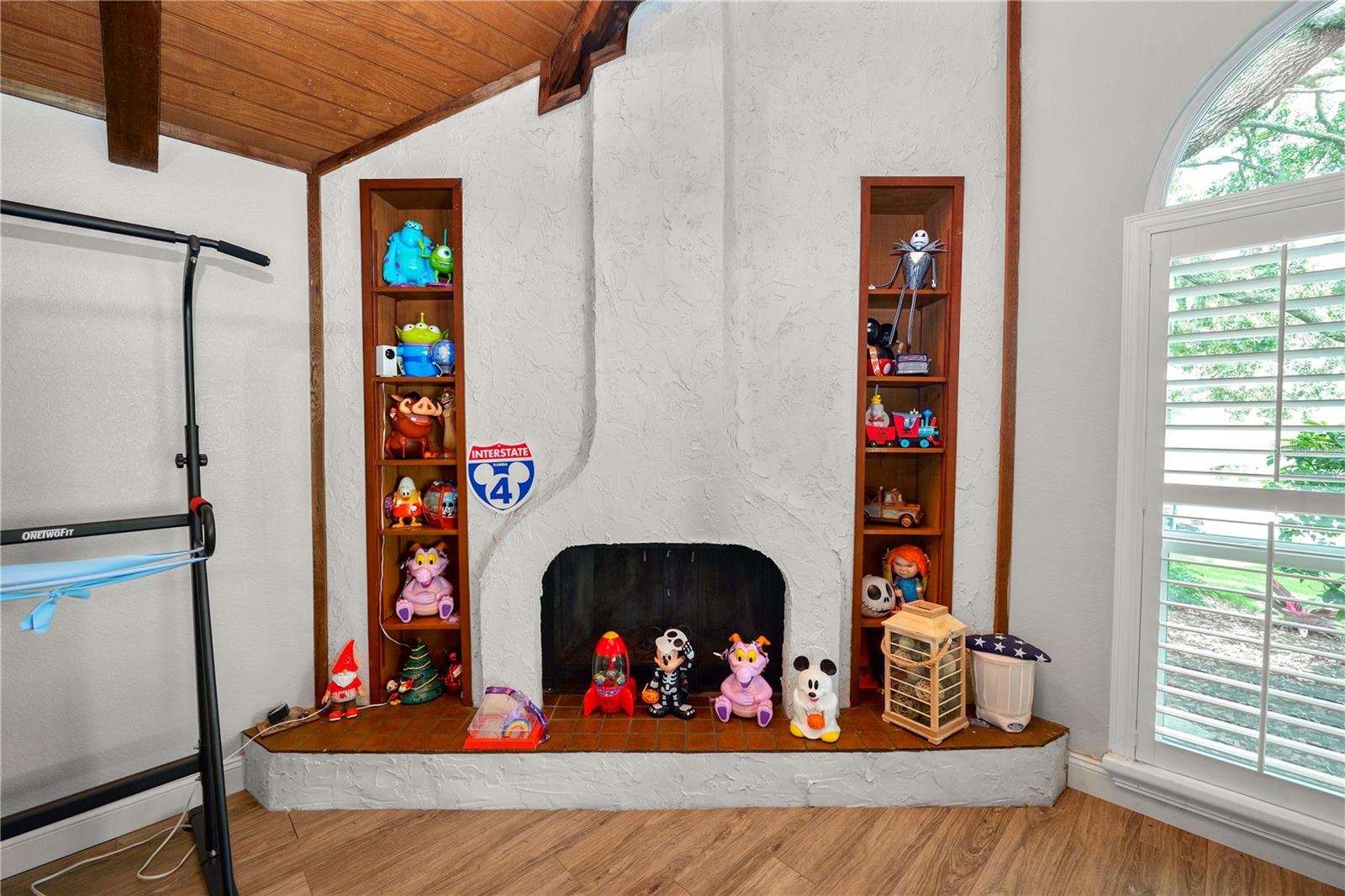 Image 15 of 81 For 5810 Oakmont Lane
