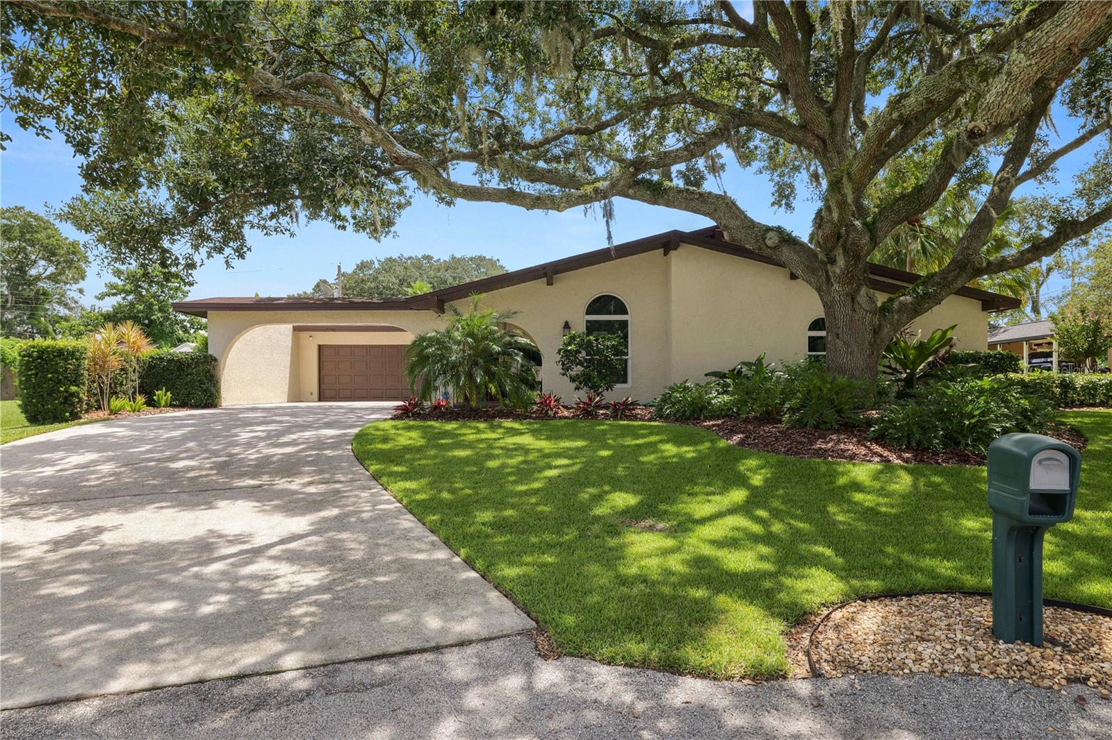 Image 2 of 81 For 5810 Oakmont Lane