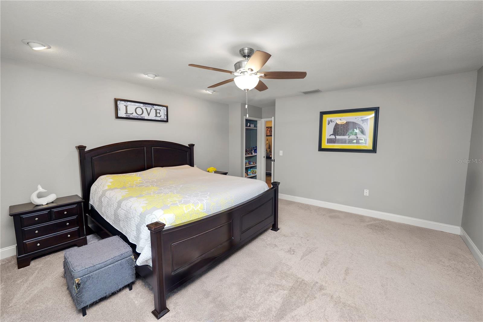 Image 31 of 81 For 5810 Oakmont Lane