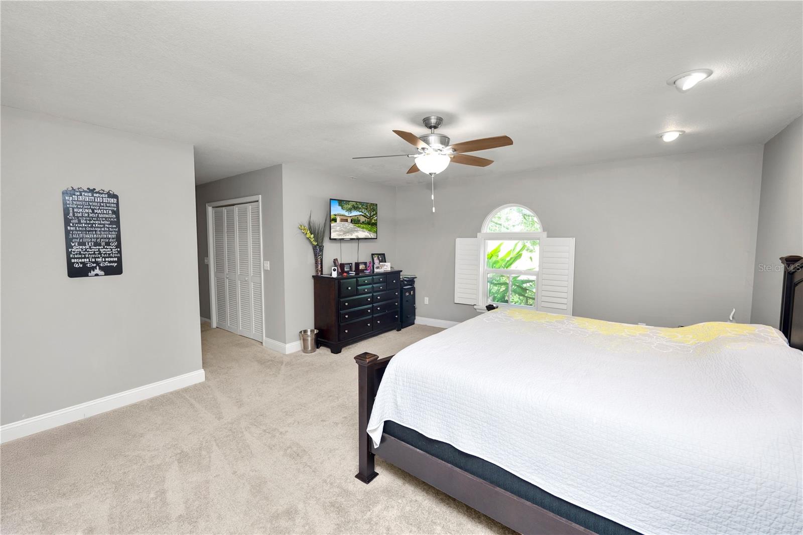 Image 32 of 81 For 5810 Oakmont Lane