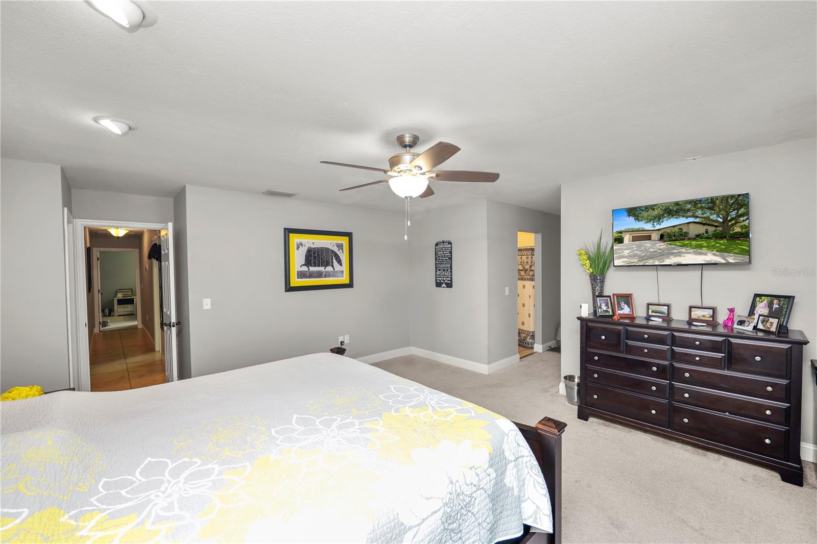 Image 33 of 81 For 5810 Oakmont Lane