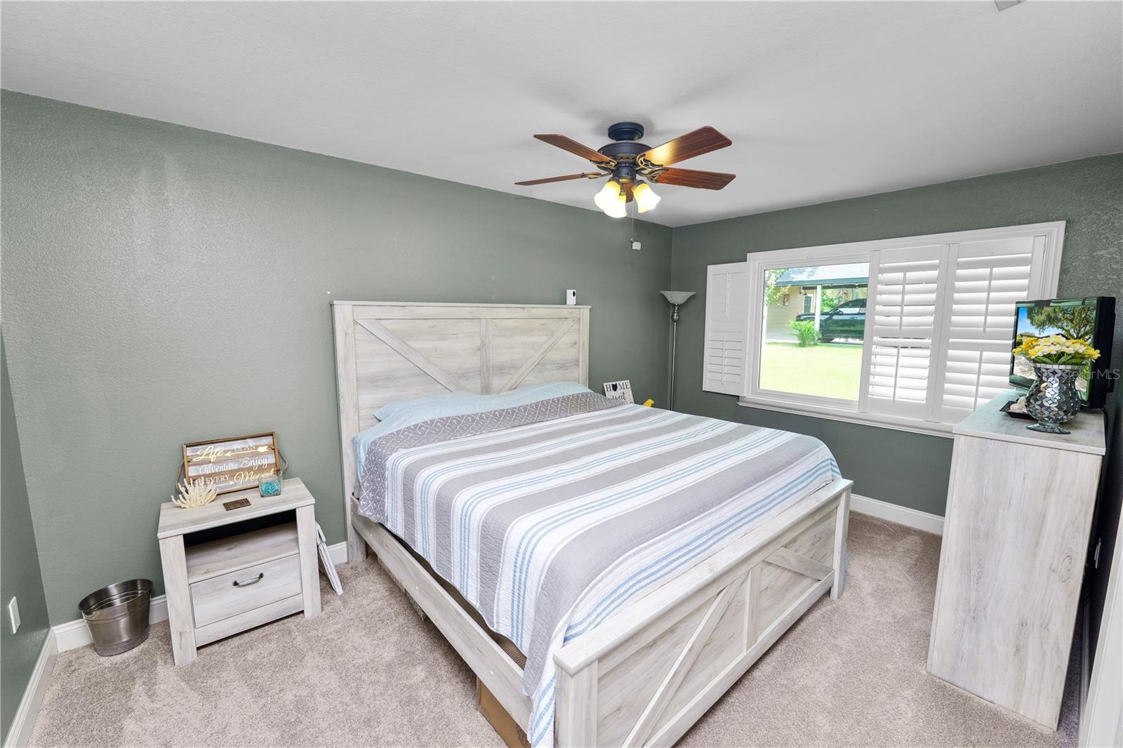 Image 40 of 81 For 5810 Oakmont Lane