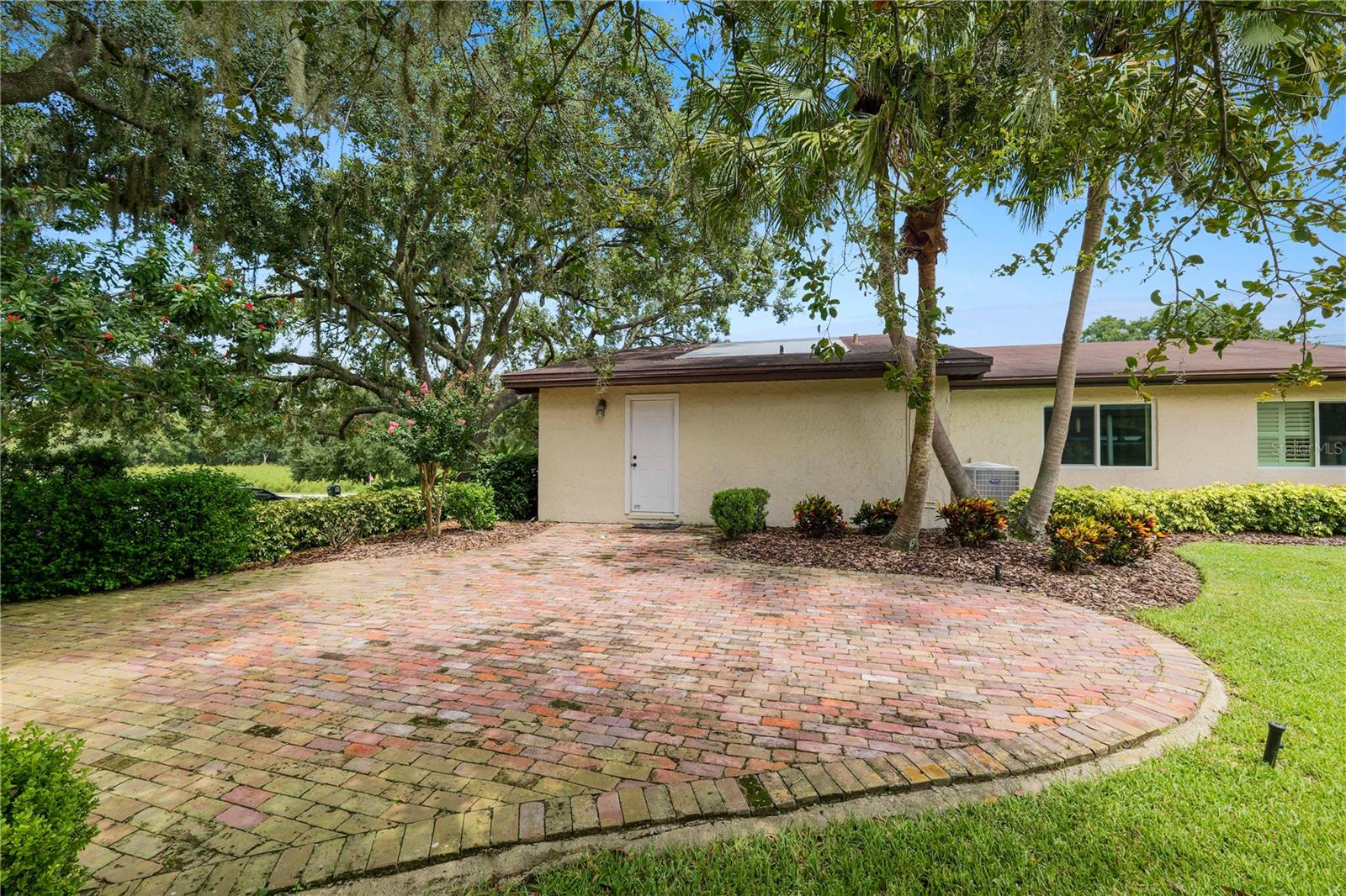 Image 67 of 81 For 5810 Oakmont Lane