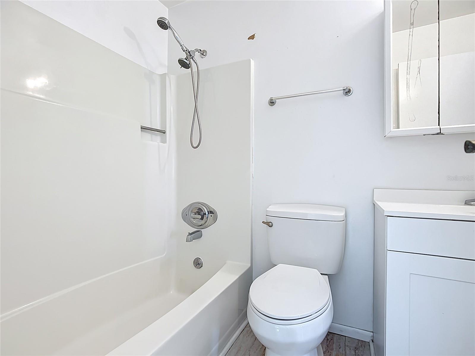 Image 26 of 43 For 1135 Waterview Boulevard W