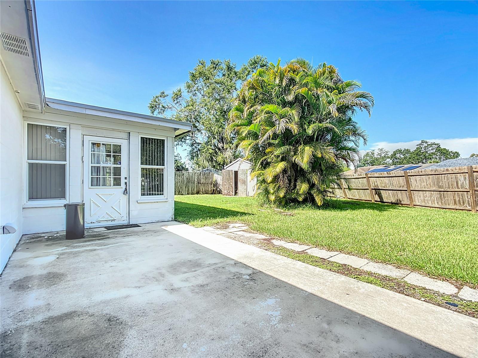 Image 32 of 43 For 1135 Waterview Boulevard W