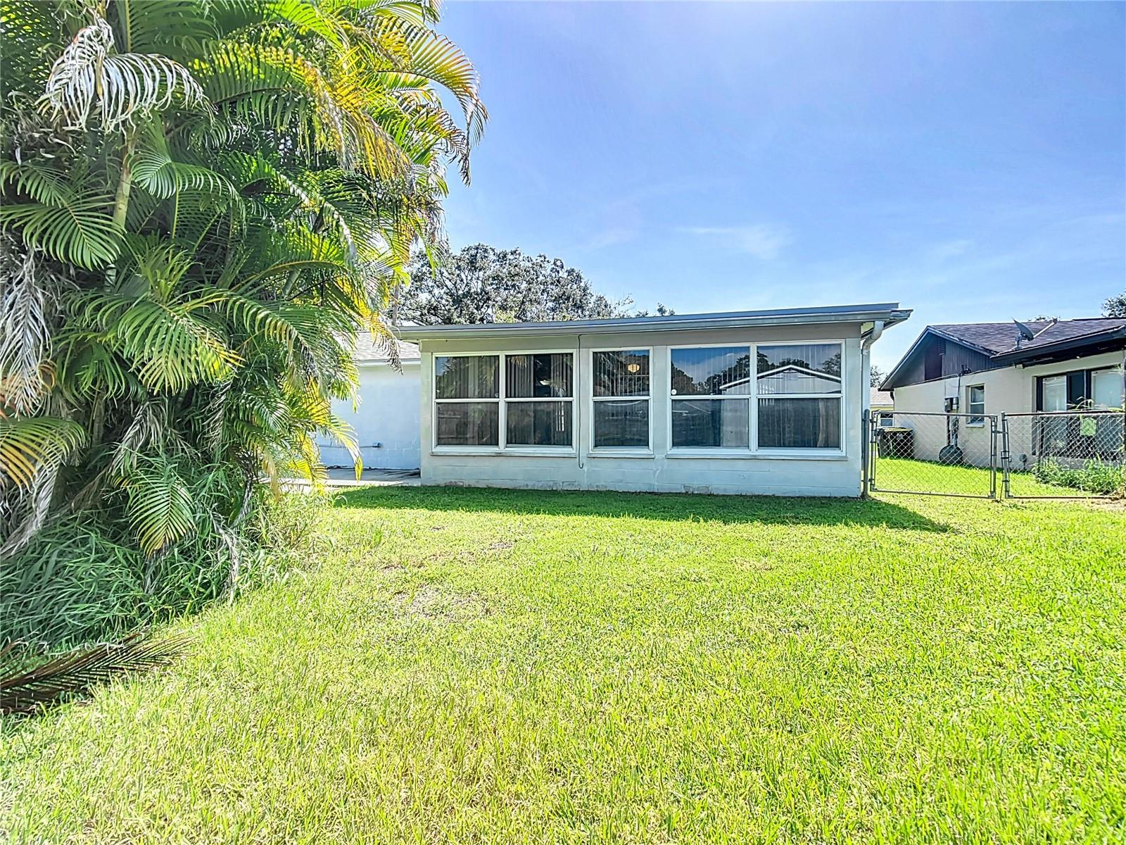 Image 33 of 43 For 1135 Waterview Boulevard W