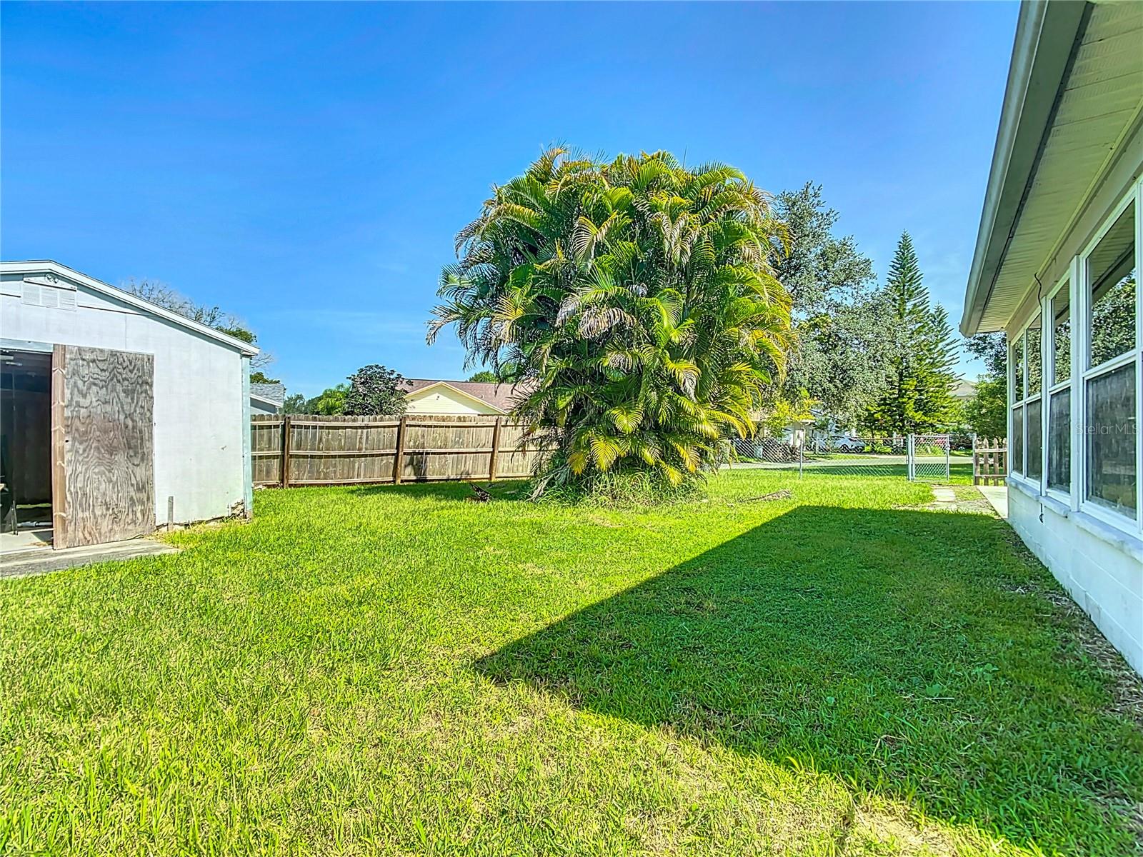 Image 35 of 43 For 1135 Waterview Boulevard W