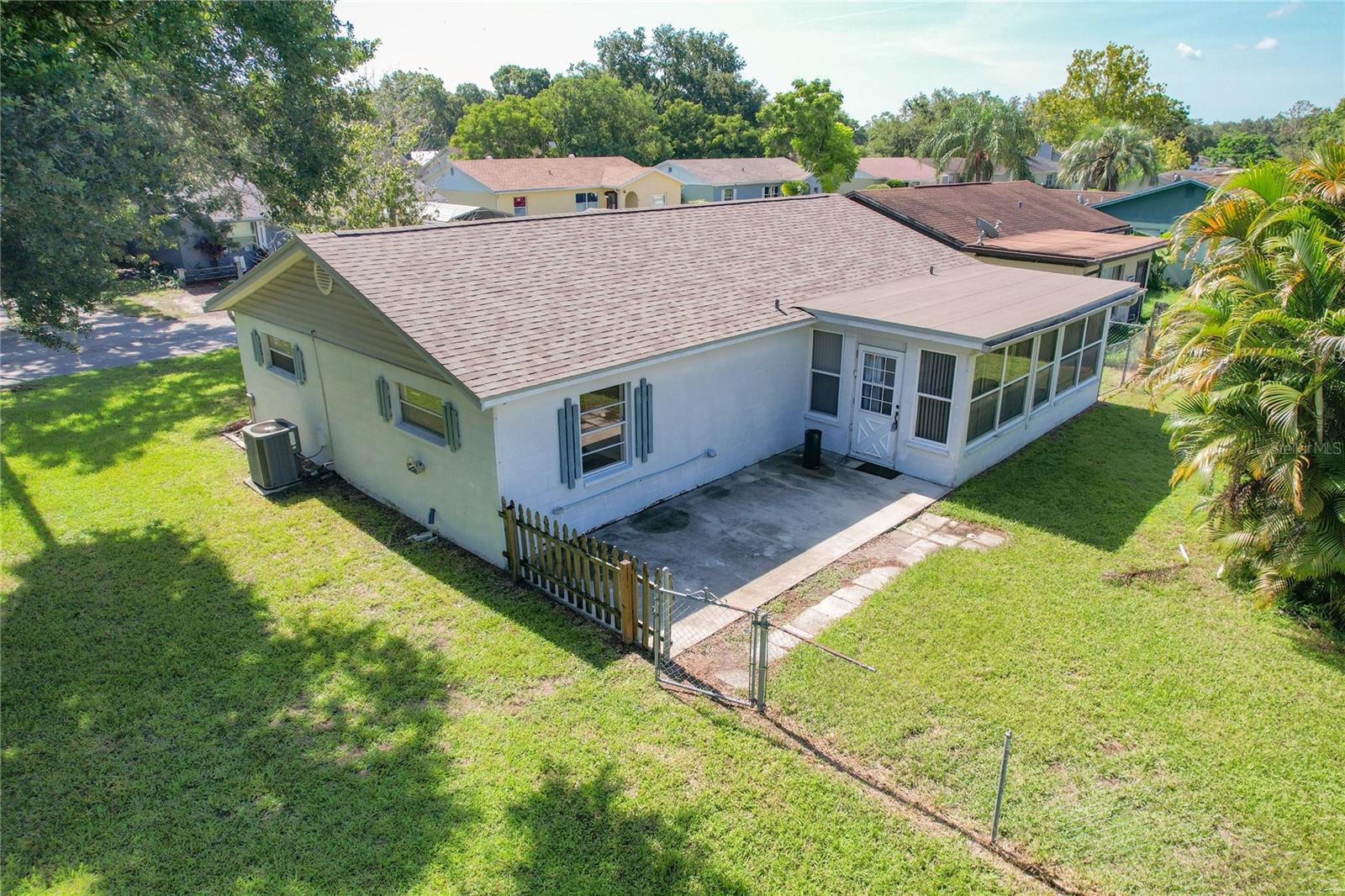 Image 37 of 43 For 1135 Waterview Boulevard W
