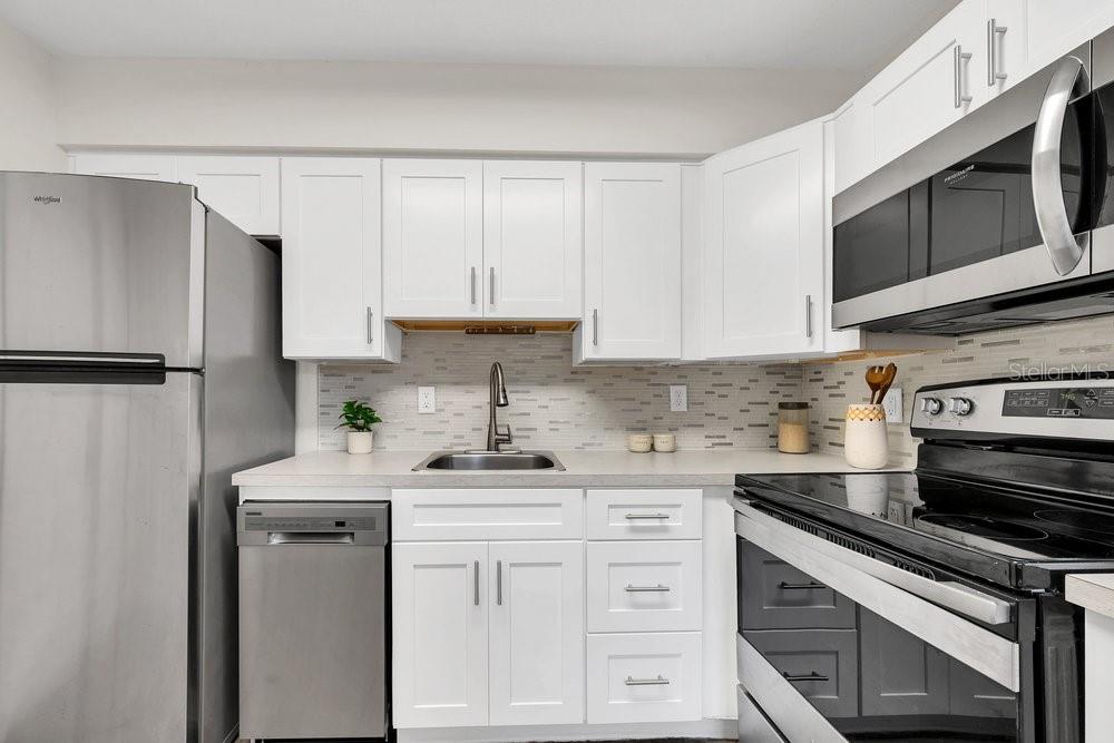 Image 10 of 20 For 632 Belmar Street