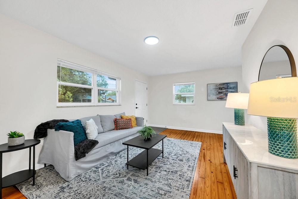 Image 7 of 20 For 632 Belmar Street