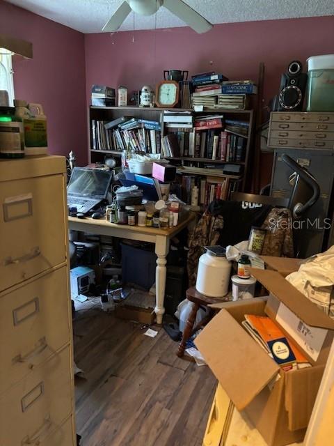 Image 4 of 16 For 215 John Carroll Road E