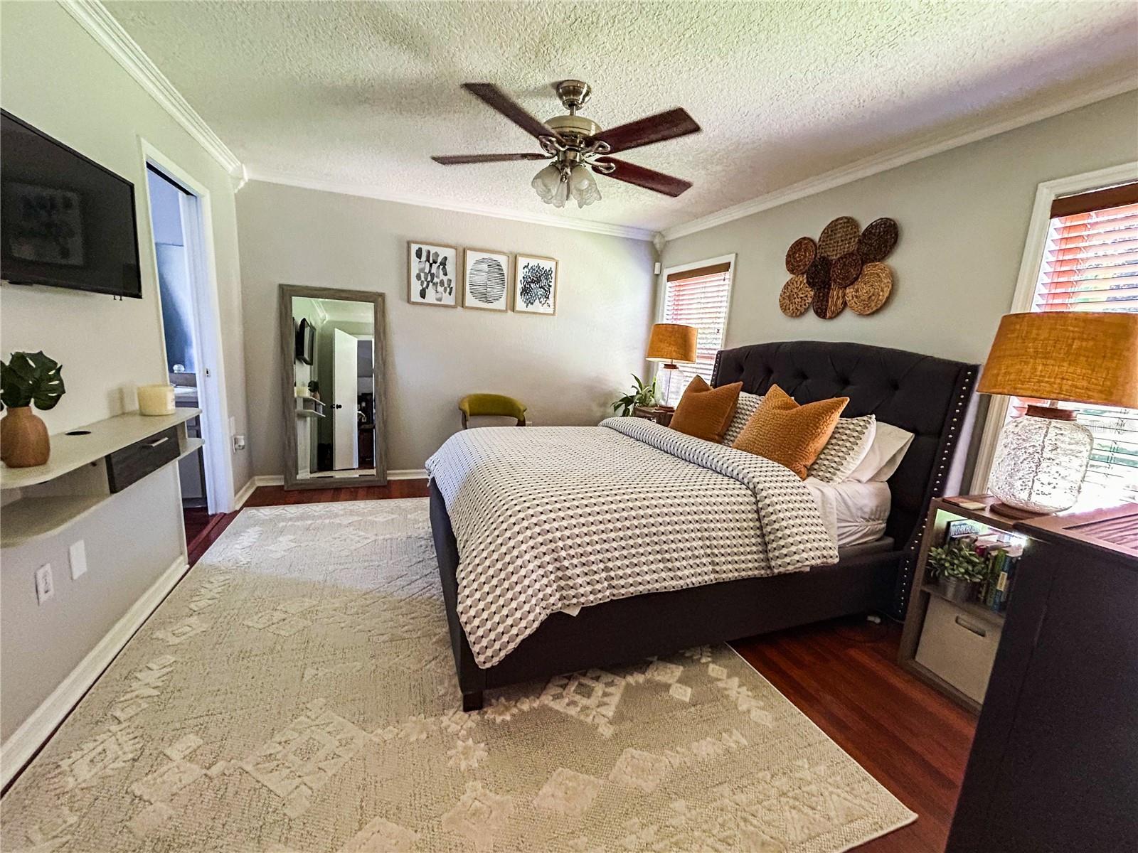 Image 21 of 45 For 2645 Green Valley Drive