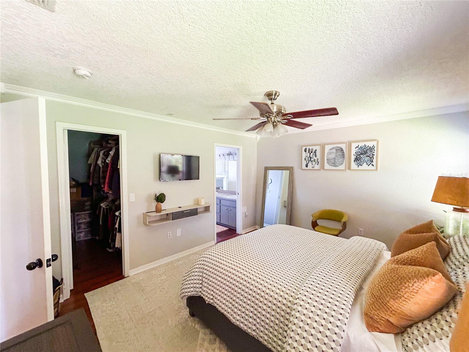 Image 22 of 45 For 2645 Green Valley Drive
