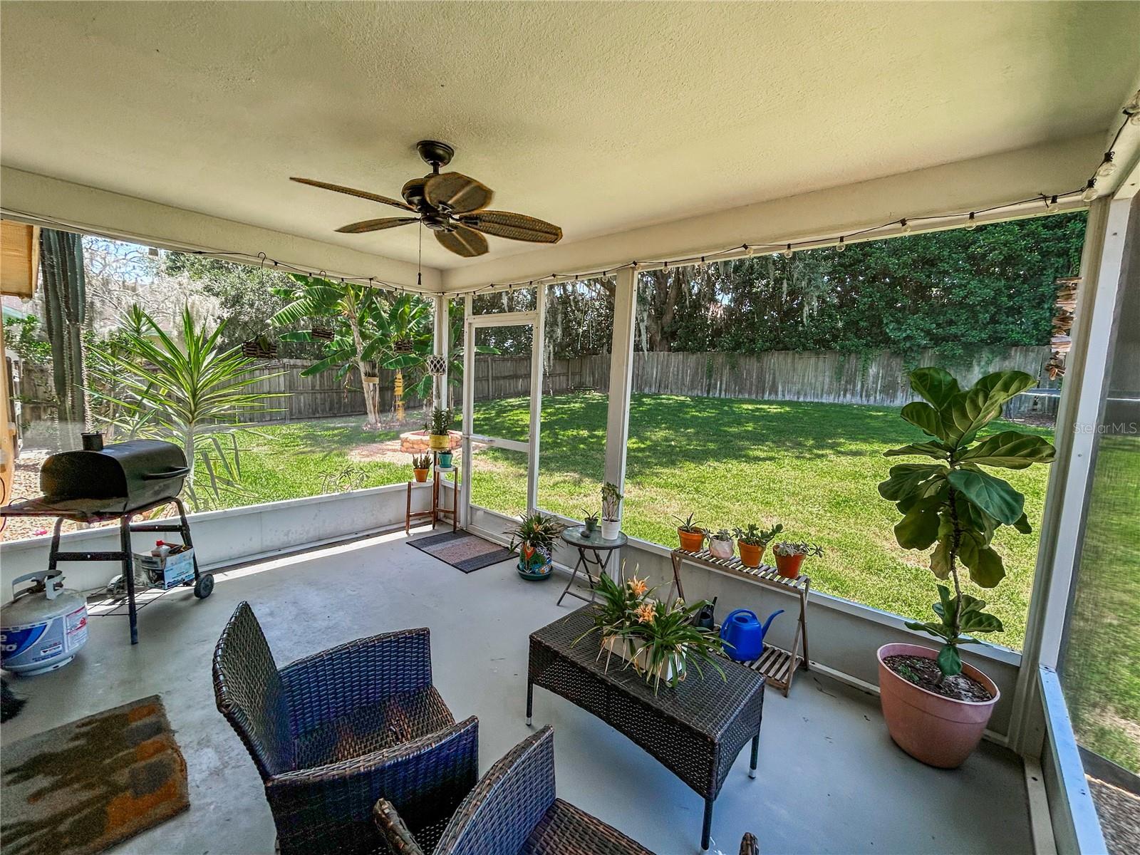 Image 34 of 45 For 2645 Green Valley Drive