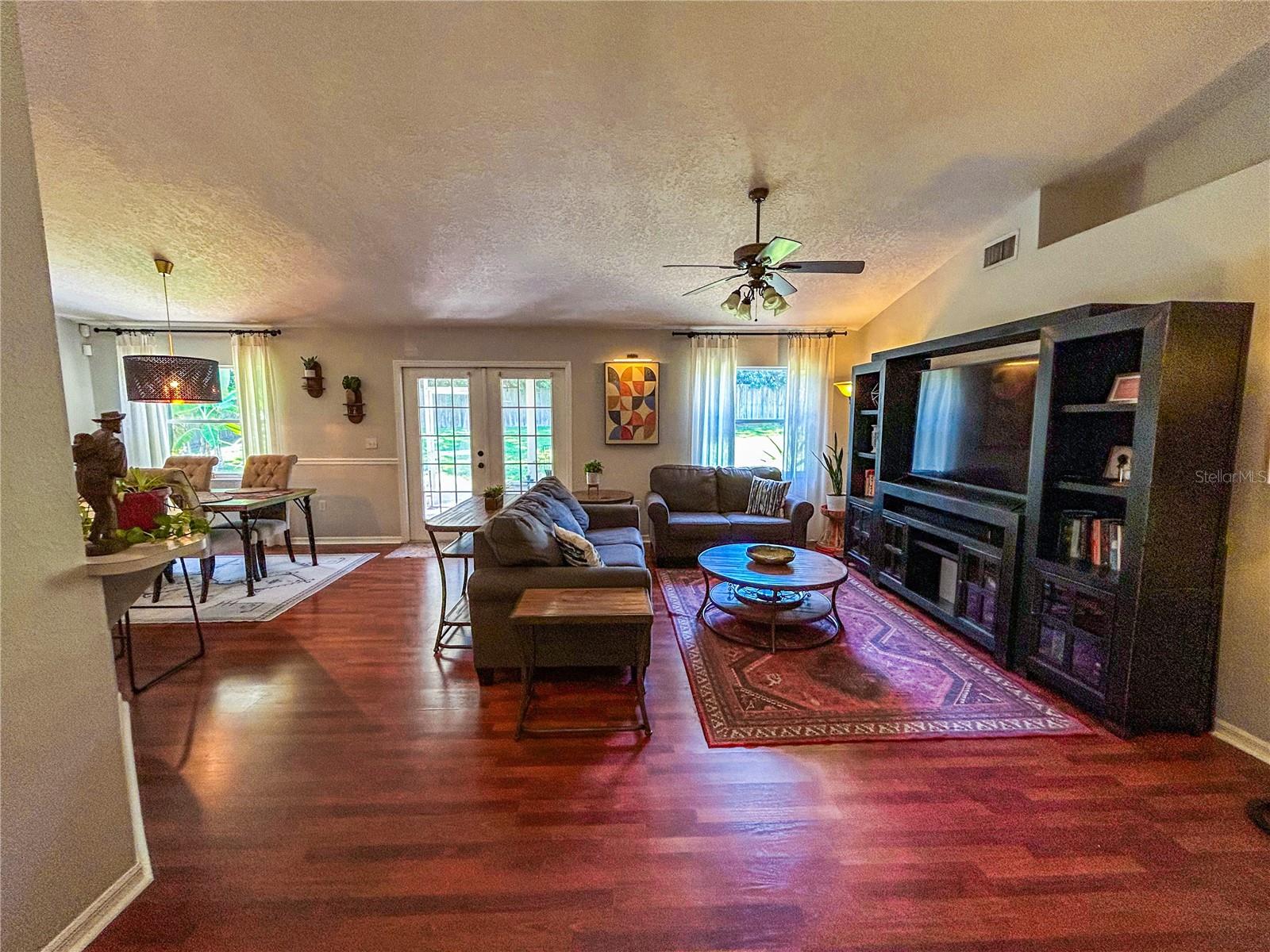 Image 6 of 45 For 2645 Green Valley Drive