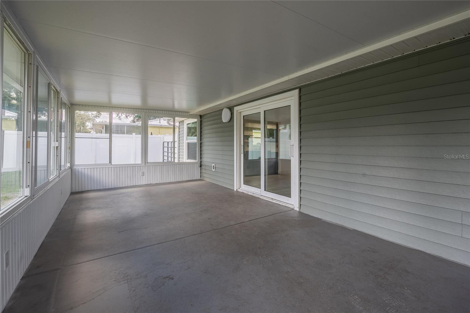 Image 35 of 38 For 2822 Forestgreen Drive S