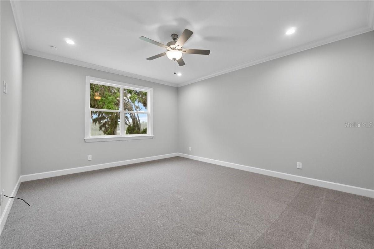 Image 20 of 40 For 4545 Fairway Oaks Drive