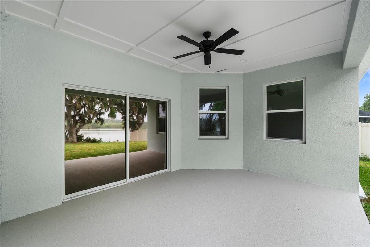 Image 37 of 40 For 4545 Fairway Oaks Drive