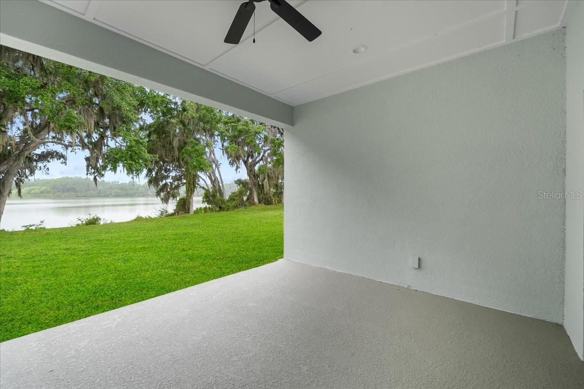 Image 38 of 40 For 4545 Fairway Oaks Drive