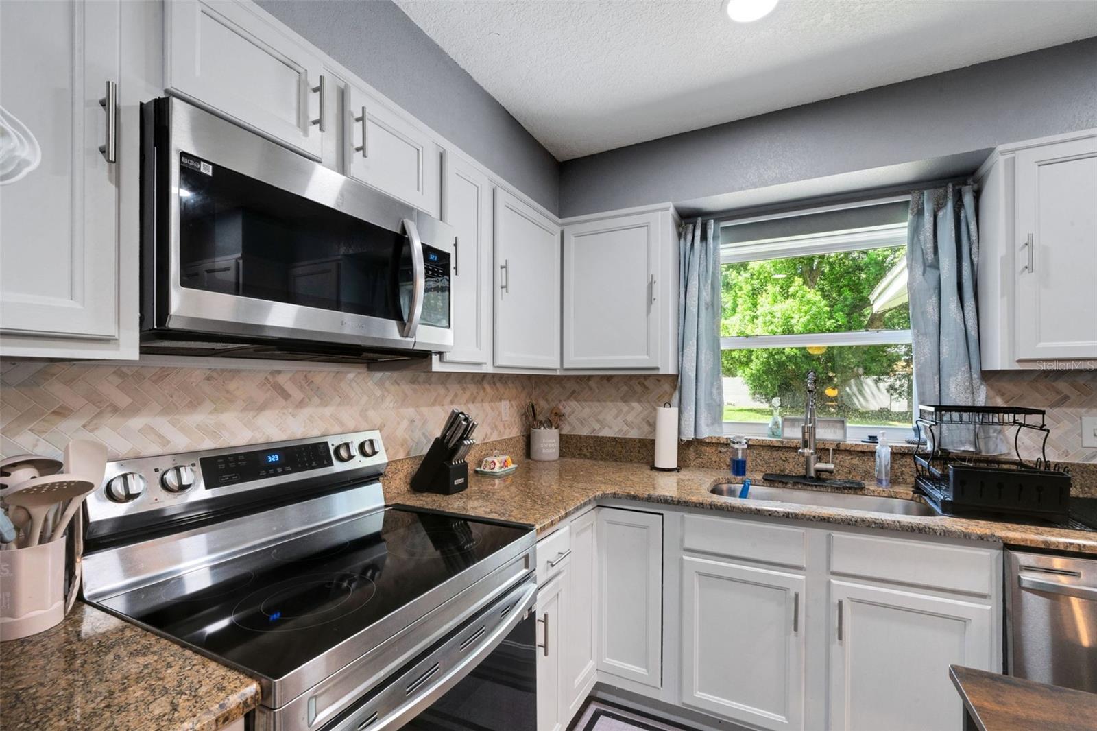 Image 11 of 41 For 3409 Sherry Avenue