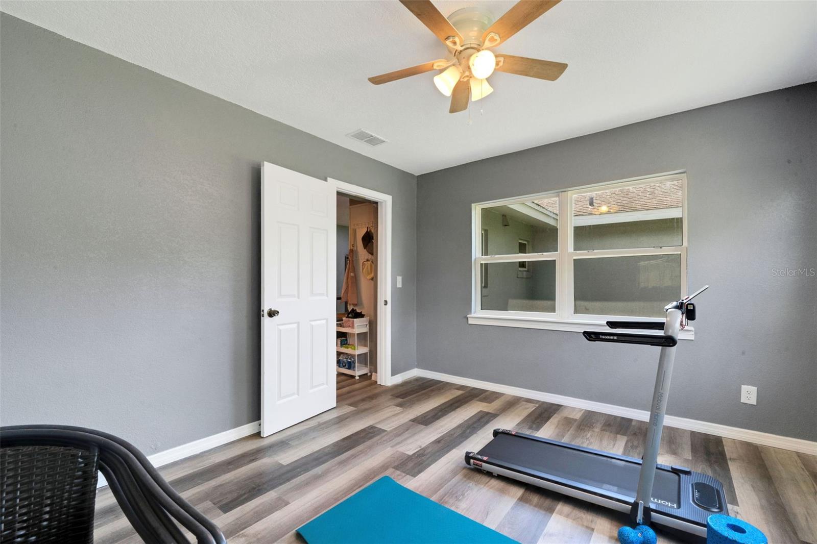 Image 18 of 41 For 3409 Sherry Avenue