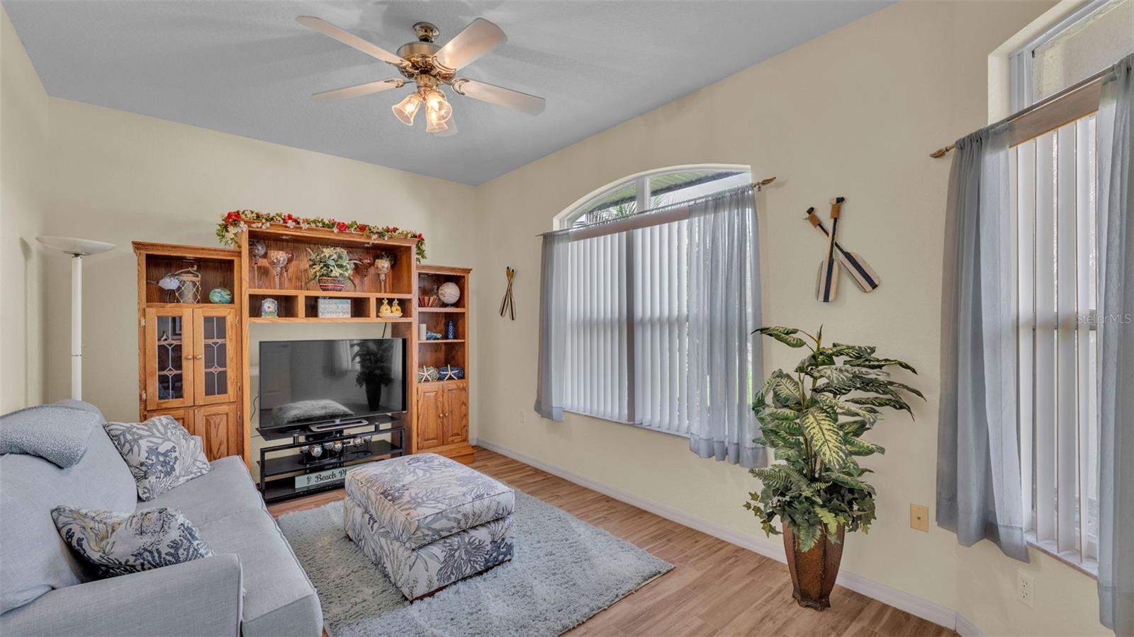 Image 12 of 54 For 2609 Eagle Court