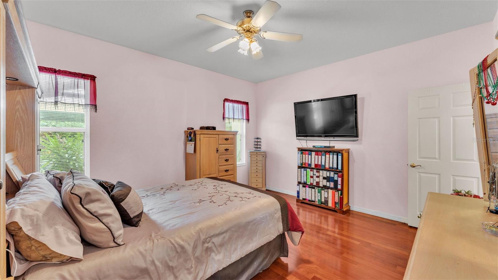Image 23 of 54 For 2609 Eagle Court