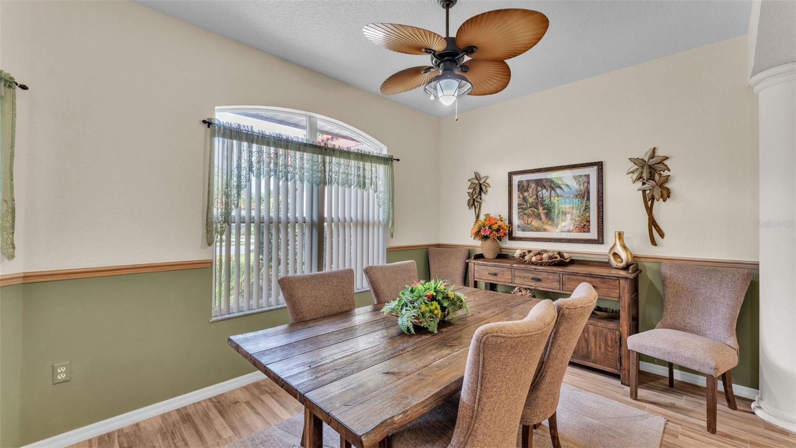 Image 27 of 54 For 2609 Eagle Court