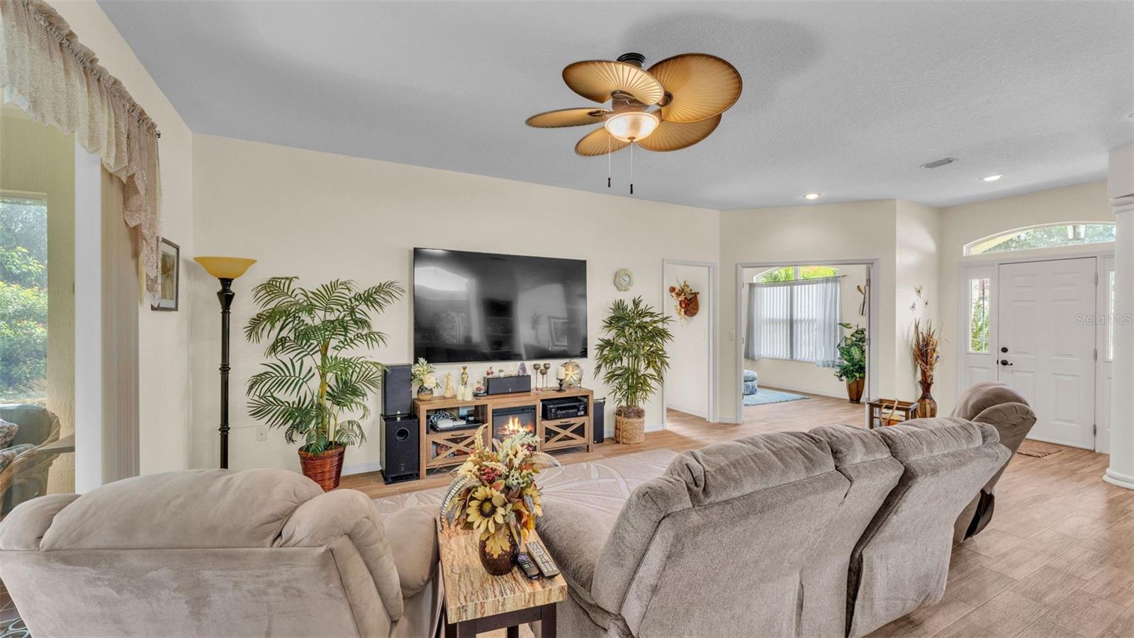 Image 35 of 54 For 2609 Eagle Court