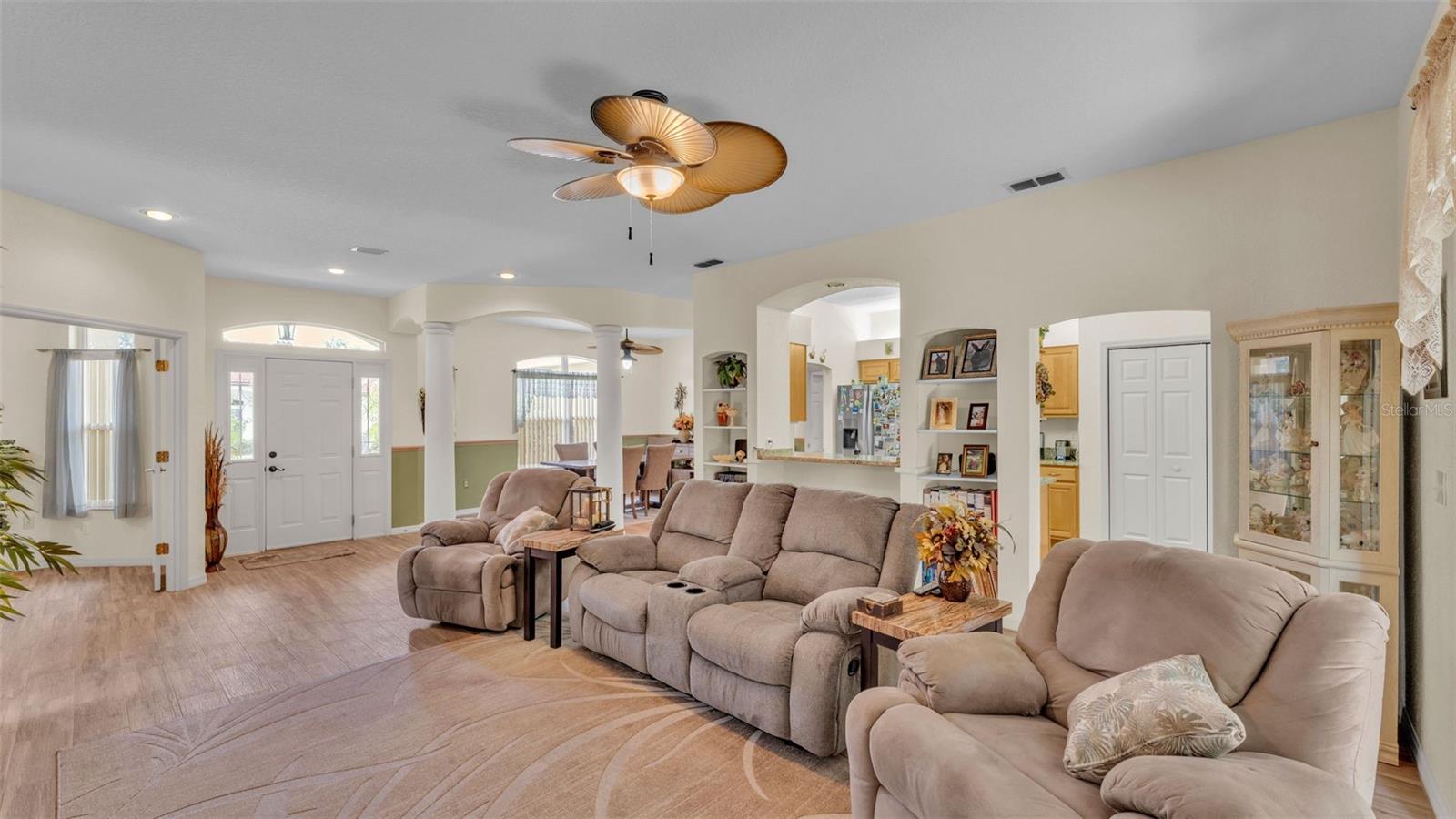 Image 37 of 54 For 2609 Eagle Court