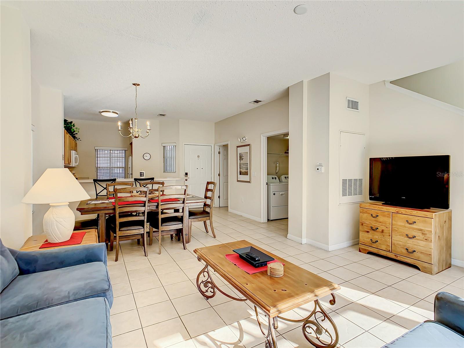 Image 15 of 51 For 8410 Blue Lagoon Drive