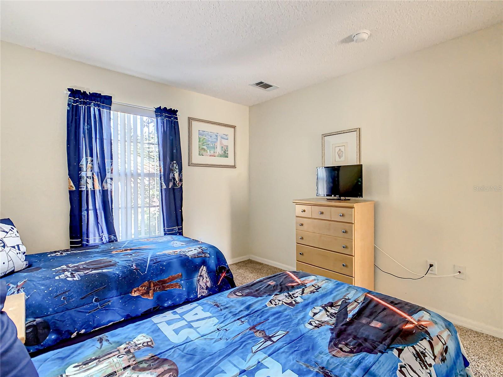 Image 23 of 51 For 8410 Blue Lagoon Drive