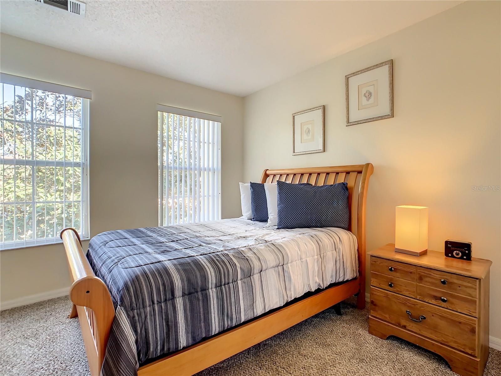Image 26 of 51 For 8410 Blue Lagoon Drive
